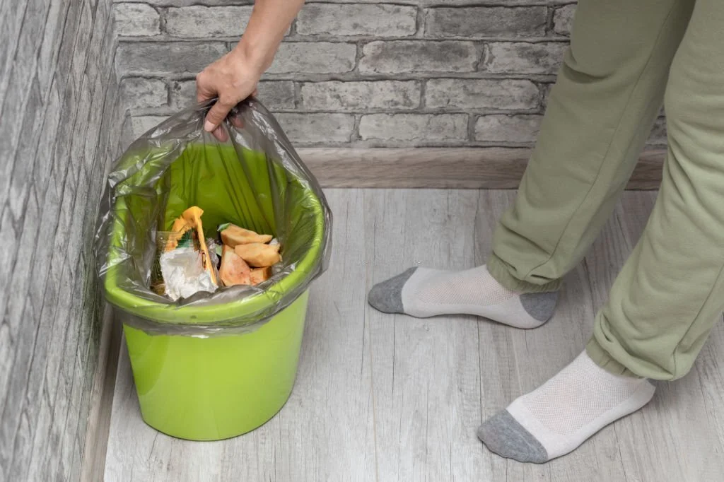 Regular Maintenance Tips to clean garbage