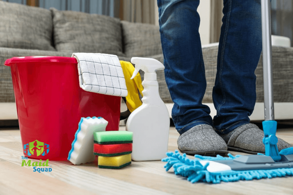 Hiring Professionals for Move Out Cleaning
